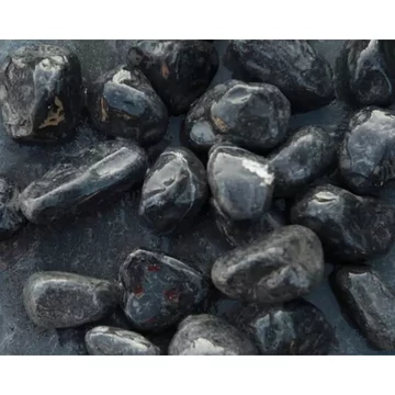 Görgeteg kavics akvárium dekoráció fekete 1kg